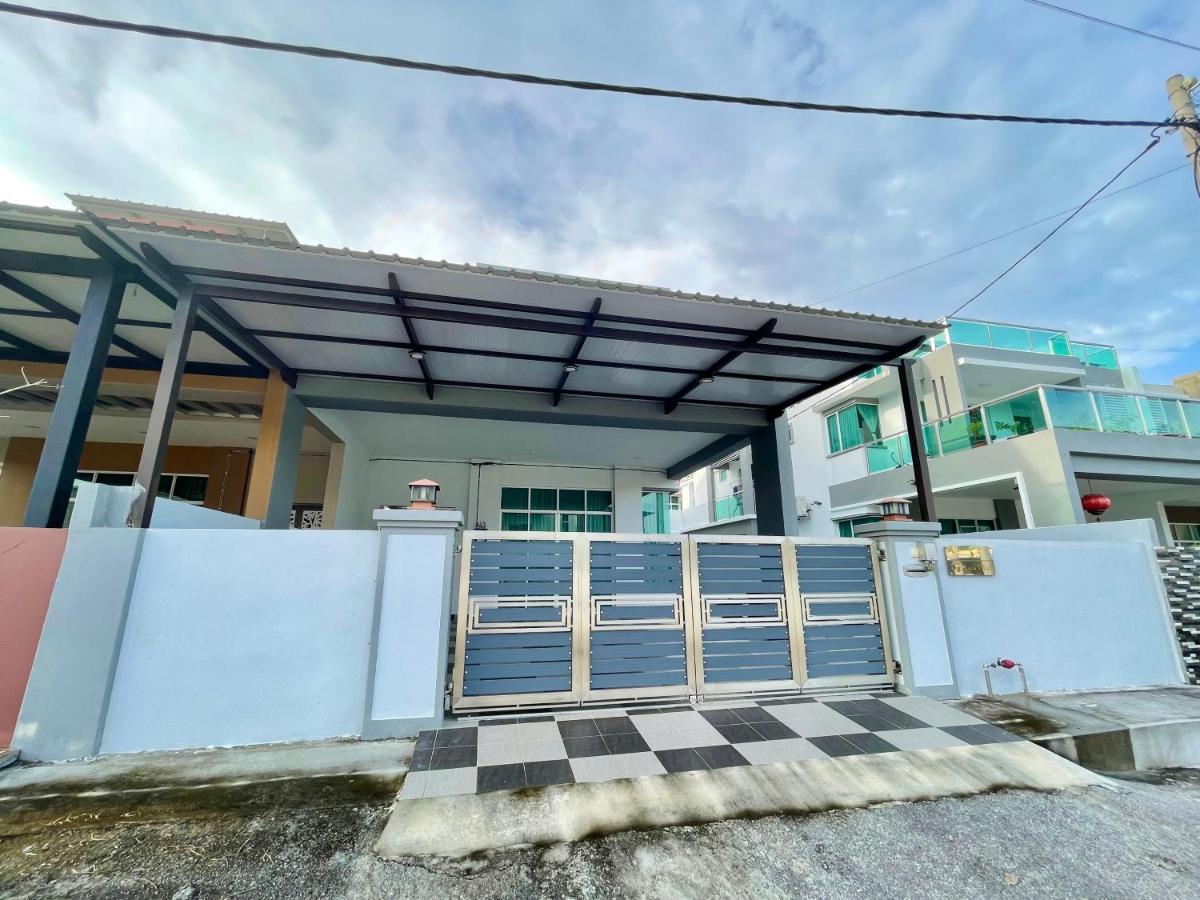Langkawi Cozy Holiday Home At Desa Impian By Zervin Kuah Eksteriør billede